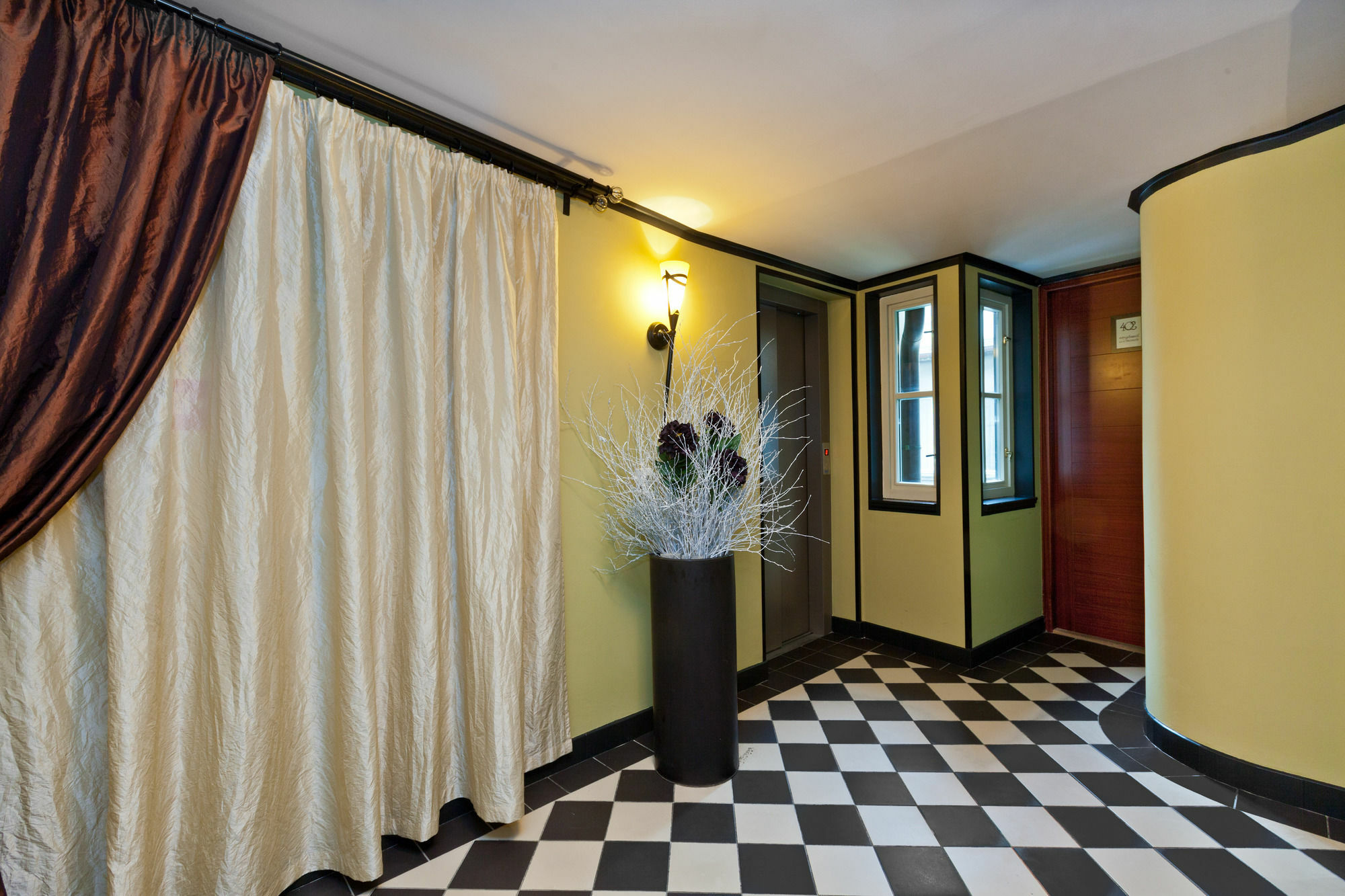 Oasis Aparthotel Prague